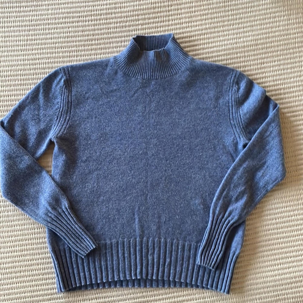 J Crew 100% cashmere size S women’s sweater